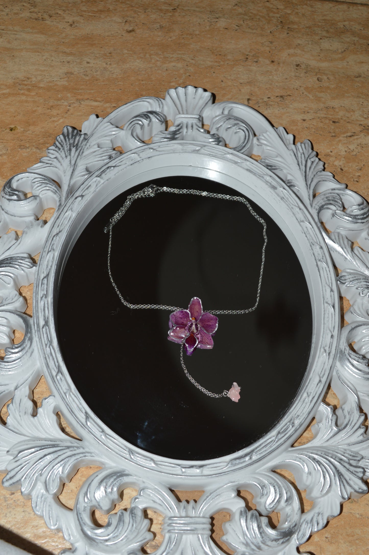 Orquídea Púrpura Nocturna